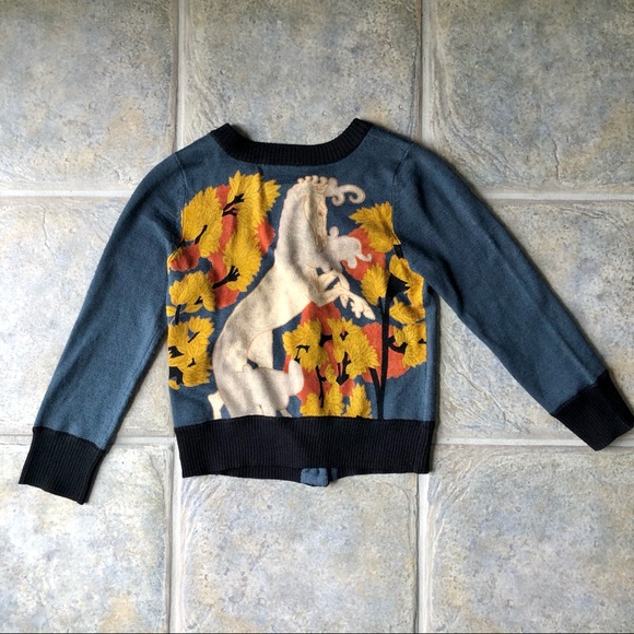 Vintage Sweaters - Knitted Dove Horse & Leaves Button Up Jumper